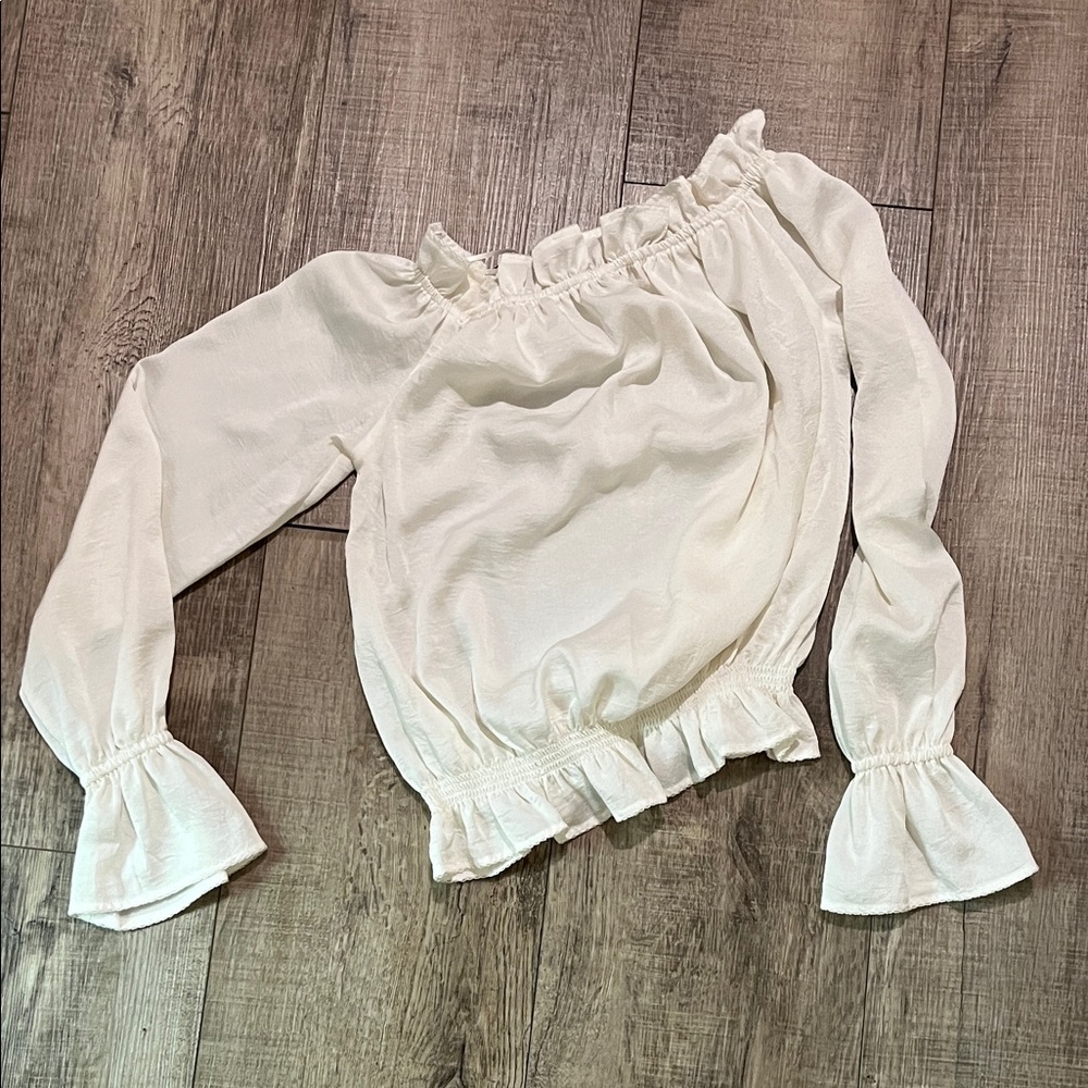 Off-Shoulder Ruffle Blouse